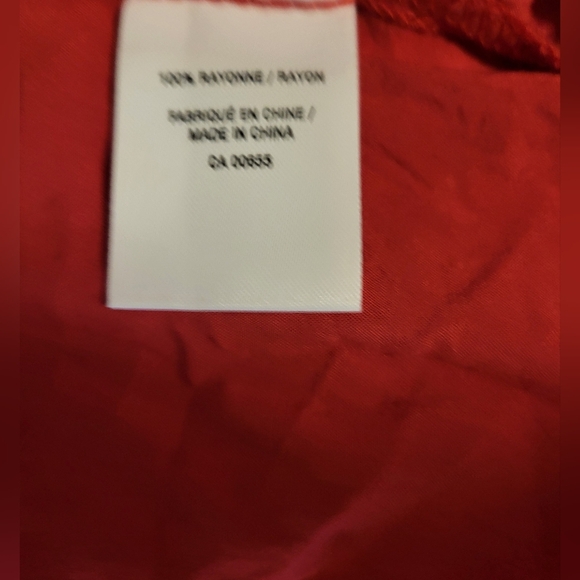 Reitmans Vibrant Red Tunic Top, Size Medium - Picture 4 of 4